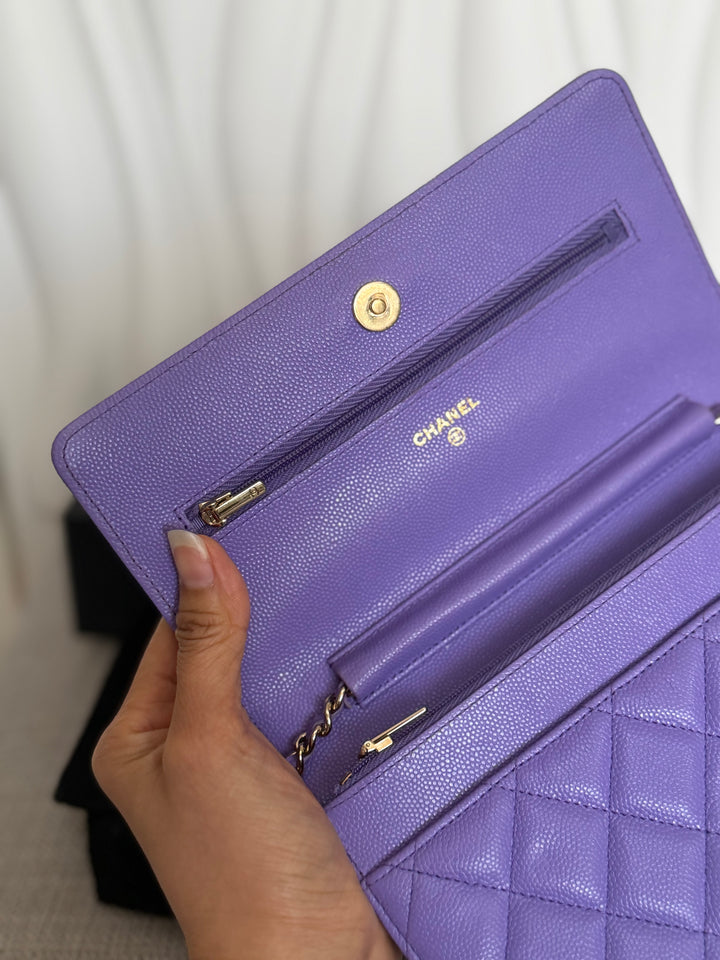 CHANEL series 28 20C Purple Caviar LGHW Classic Wallet on chain (WOC)