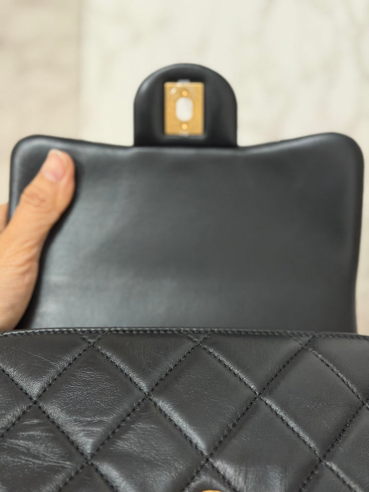 CHANEL Resin CC Black Lambskin Aged GHW Seasonal Flap Bag 2023