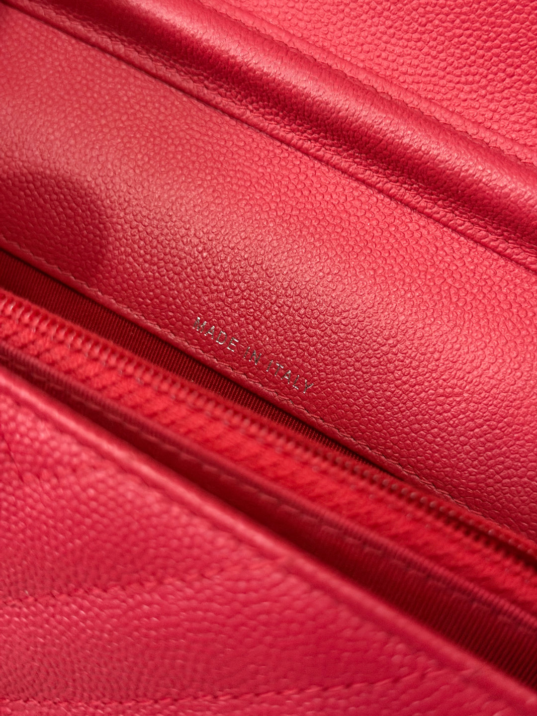 CHANEL series 25 2018 Dark pink chevron caviar SHW Square Wallet On Chain (WOC)