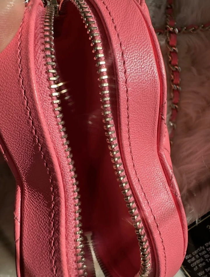 CHANEL 22S Pink Small Heart WOC 2022 LGHW