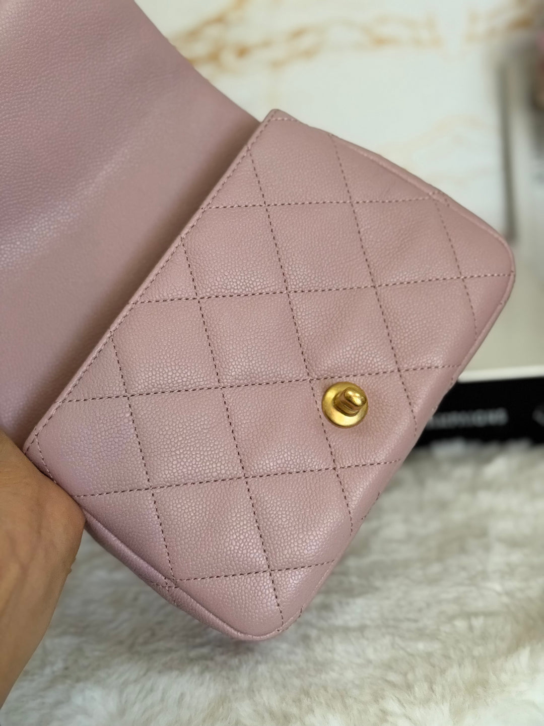 CHANEL 24P Muted Mauve Pink Caviar Heart Adjustable Chain Flap Bag with aged GHW 2024