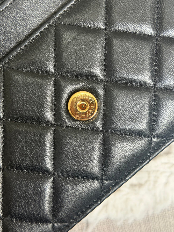 CHANEL Black Lambskin LGHW Classic Wallet on chain (WOC) with magnetic closure, microchipped