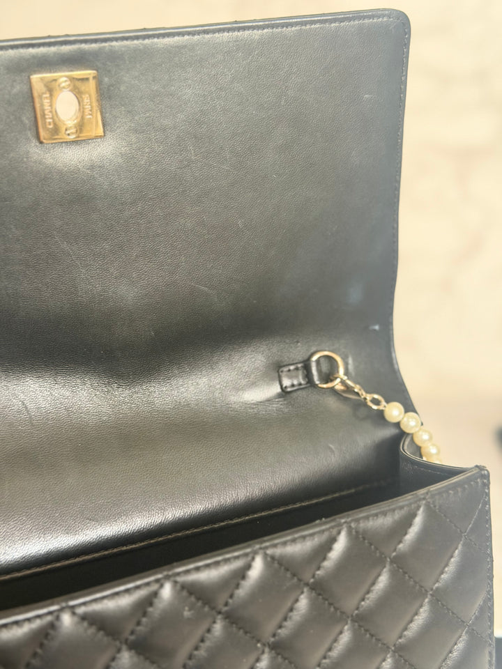 CHANEL series 23 Black Lambskin Quilted LGHW Fantasy Pearls Flap Bag 2017