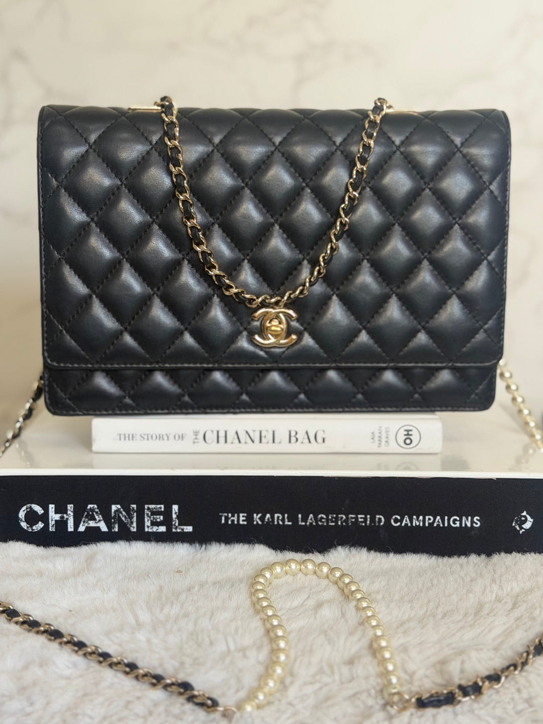 CHANEL series 23 Black Lambskin Quilted LGHW Fantasy Pearls Flap Bag 2017