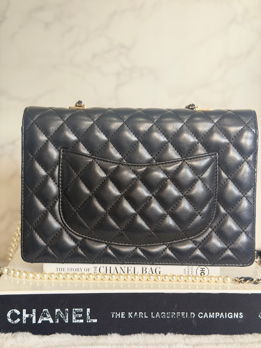 CHANEL series 23 Black Lambskin Quilted LGHW Fantasy Pearls Flap Bag 2017