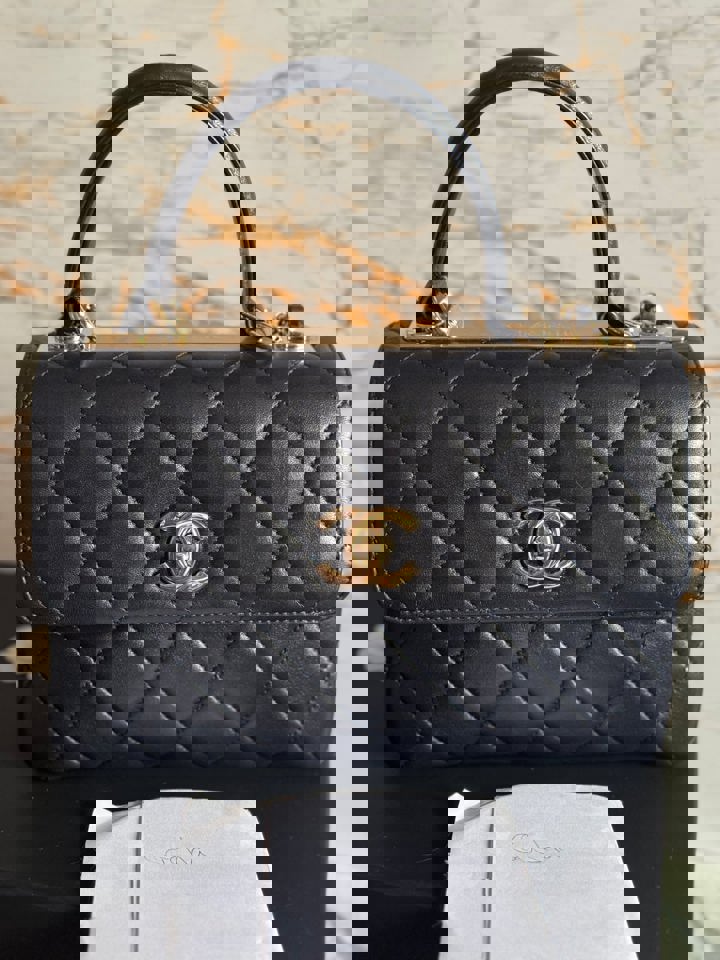 Chanel series 28 2018/2019 Navy Lambskin Champagne GHW Trendy CC Flap Bag size Small with Detachable Strap
