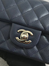 Load image into Gallery viewer, Chanel series 18 14C 2014 Cruise Collection Navy Caviar SHW Classsic Mini Rectangular Flap Bag
