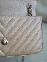Load image into Gallery viewer, Chanel series 24 17B 2017 Fall/Winter Collection Iridescent Rose Gold Caviar Silver hardware Chevron Mini Rectangular Flap Bag
