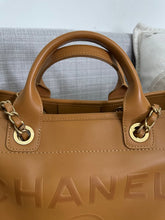 Load image into Gallery viewer, Chanel series 31 21S 2021 Spring/Summer collection Caramel Calf skin aged GHW Medium/Large Deauville Tote Bag with Top handle
