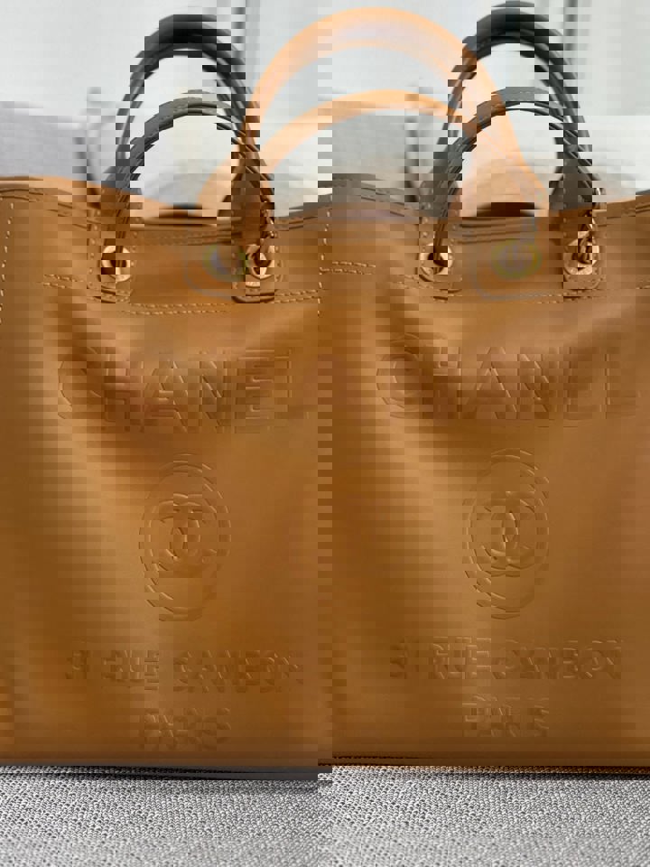 Chanel series 31 21S 2021 Spring/Summer collection Caramel Calf skin aged GHW Medium/Large Deauville Tote Bag with Top handle