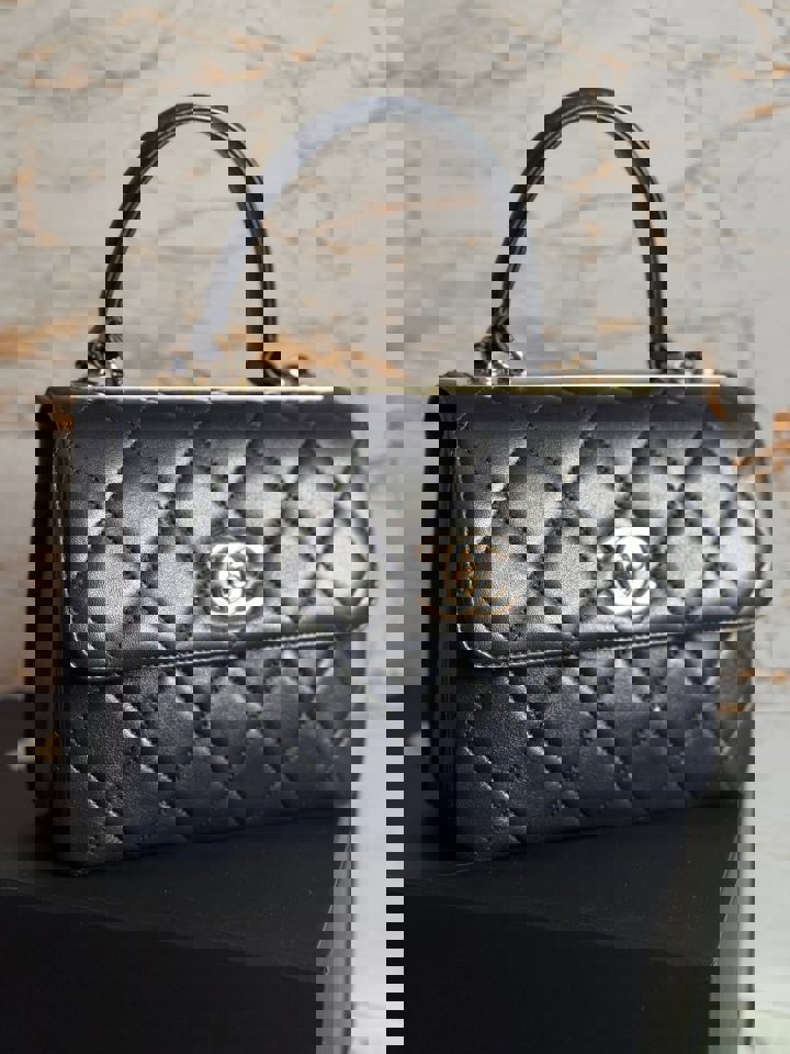 Chanel series 28 2018/2019 Navy Lambskin Champagne GHW Trendy CC Flap Bag size Small with Detachable Strap