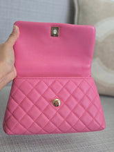 Load image into Gallery viewer, Chanel series 31 21P 2021 Pre Spring/Summer Collection Pink Caviar Coco Handle Flap Bag with Top Handle and Detachable Strap size Small
