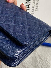 Load image into Gallery viewer, Chanel series 24 17B 2017 Fall/Winter Collection Navy Caviar SHW Classic Wallet on chain (WOC)
