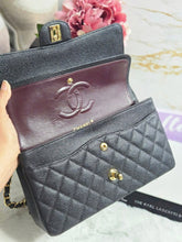 Load image into Gallery viewer, Chanel series 20 2015 Black Caviar GHW 11.12 Timeless ML Medium Classic Double Flap Bag
