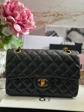 Load image into Gallery viewer, Chanel series 1 (circa 1989-1991) Black Lambskin 24K GHW Small Classic Double Flap Vintage Bag
