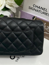 Load image into Gallery viewer, Chanel series 24 17B 2017 Fall/Winter Collection Black caviar LGHW Mini Rectangular Flap Bag with Burgundy Leather lining
