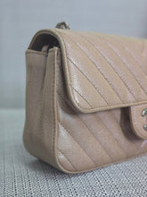 Load image into Gallery viewer, Chanel series 24 17B 2017 Fall/Winter Collection Iridescent Rose Gold Caviar Silver hardware Chevron Mini Rectangular Flap Bag
