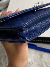 Load image into Gallery viewer, Chanel series 24 17B 2017 Fall/Winter Collection Navy Caviar SHW Classic Wallet on chain (WOC)

