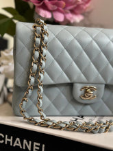 Load image into Gallery viewer, Chanel 22P Blue Caviar LGHW Medium ML Timeless Classic Double Flap Bag
