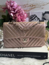 Load image into Gallery viewer, Chanel series 24 17B 2017 Fall/Winter collection Rose Gold Chevron Caviar Medium ML Timeless Classic Double Flap Bag with SHW
