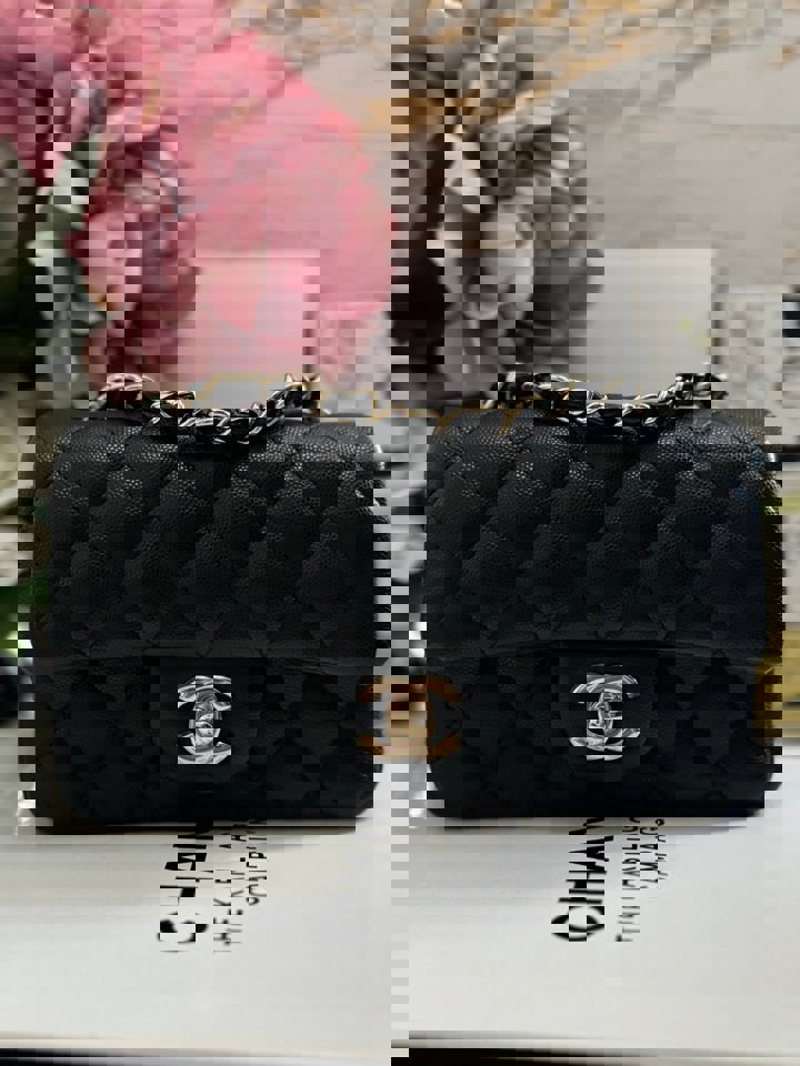 Chanel series 24 17B 2017 Fall/Winter Collection Black caviar LGHW Mini Rectangular Flap Bag with Burgundy Leather lining