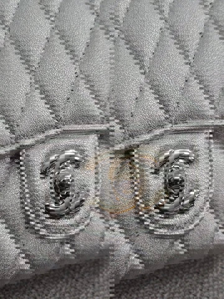 Chanel Series 31 21P 2021 Pre Spring/Summer Collection Iridescent Silver lambskin SHW Square Mini Flap Bag