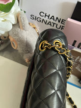 Load image into Gallery viewer, Chanel series 1 (circa 1989-1991) Black Lambskin 24K GHW Small Classic Double Flap Vintage Bag
