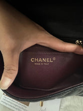 Load image into Gallery viewer, Chanel series 24 17B 2017 Fall/Winter Collection Black caviar LGHW Mini Rectangular Flap Bag with Burgundy Leather lining
