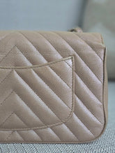 Load image into Gallery viewer, Chanel series 24 17B 2017 Fall/Winter Collection Iridescent Rose Gold Caviar Silver hardware Chevron Mini Rectangular Flap Bag
