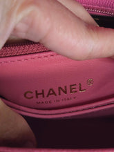 Load image into Gallery viewer, Chanel series 31 21P 2021 Pre Spring/Summer Collection Pink Caviar Coco Handle Flap Bag with Top Handle and Detachable Strap size Small

