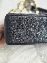 Load image into Gallery viewer, Chanel series 20 2015 Black Caviar GHW 11.12 Timeless ML Medium Classic Double Flap Bag
