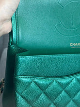 Load image into Gallery viewer, Chanel series 25 18S 2018 Spring/Summer Collection Pearly Emerald Green Caviar Champagne GHW Jumbo Timeless Classic Double Flap Bag
