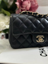 Load image into Gallery viewer, Chanel series 24 17B 2017 Fall/Winter Collection Black caviar LGHW Mini Rectangular Flap Bag with Burgundy Leather lining
