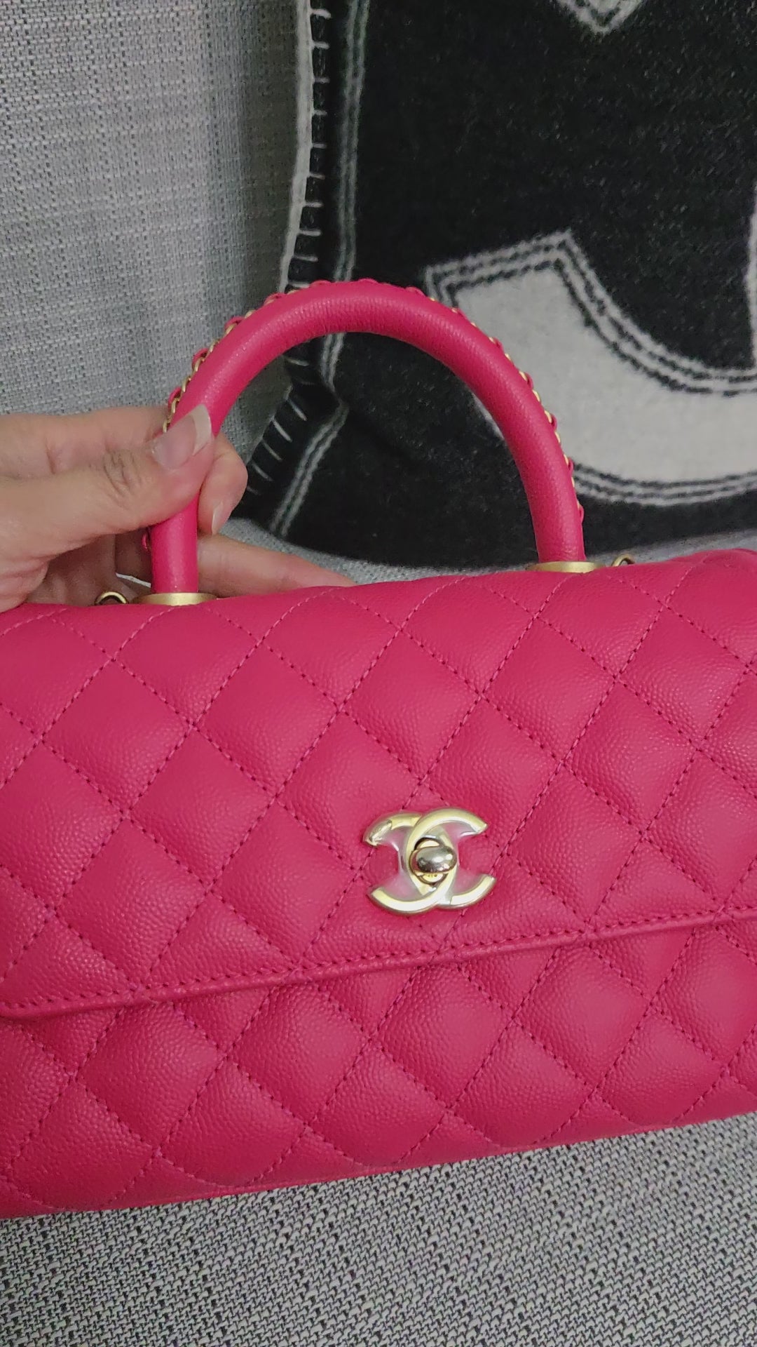 Chanel 23P 2023 Pre Spring/Summer Collection Pink Caviar Aged GHW Coco Handle with Detachable Strap and enchained handle size Small