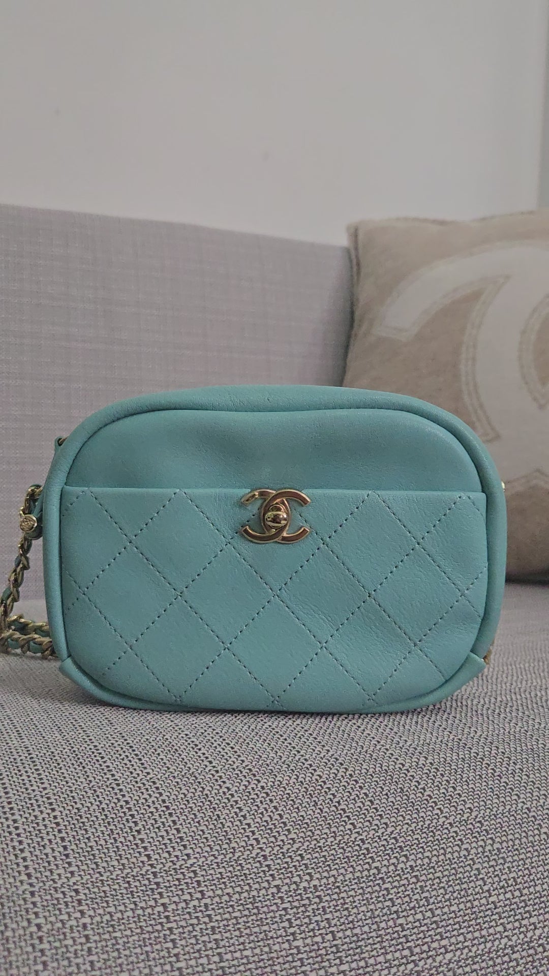 Chanel Series 26 2018/2019 19C Tiffany Blue Calfskin Casual Trip Camera Case Bag with Champagne GHW