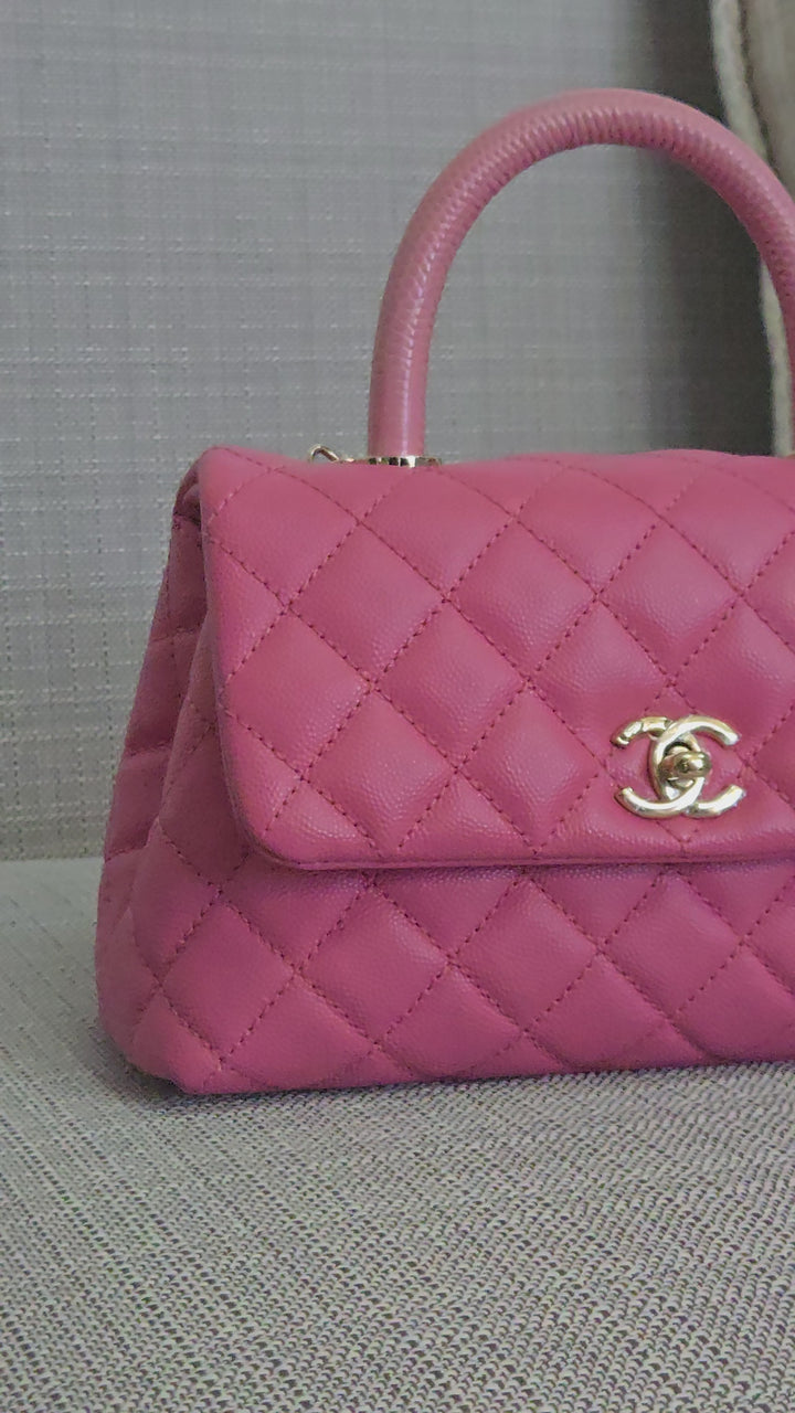 Chanel series 31 21P 2021 Pre Spring/Summer Collection Pink Caviar Coco Handle Flap Bag with Top Handle and Detachable Strap size Small