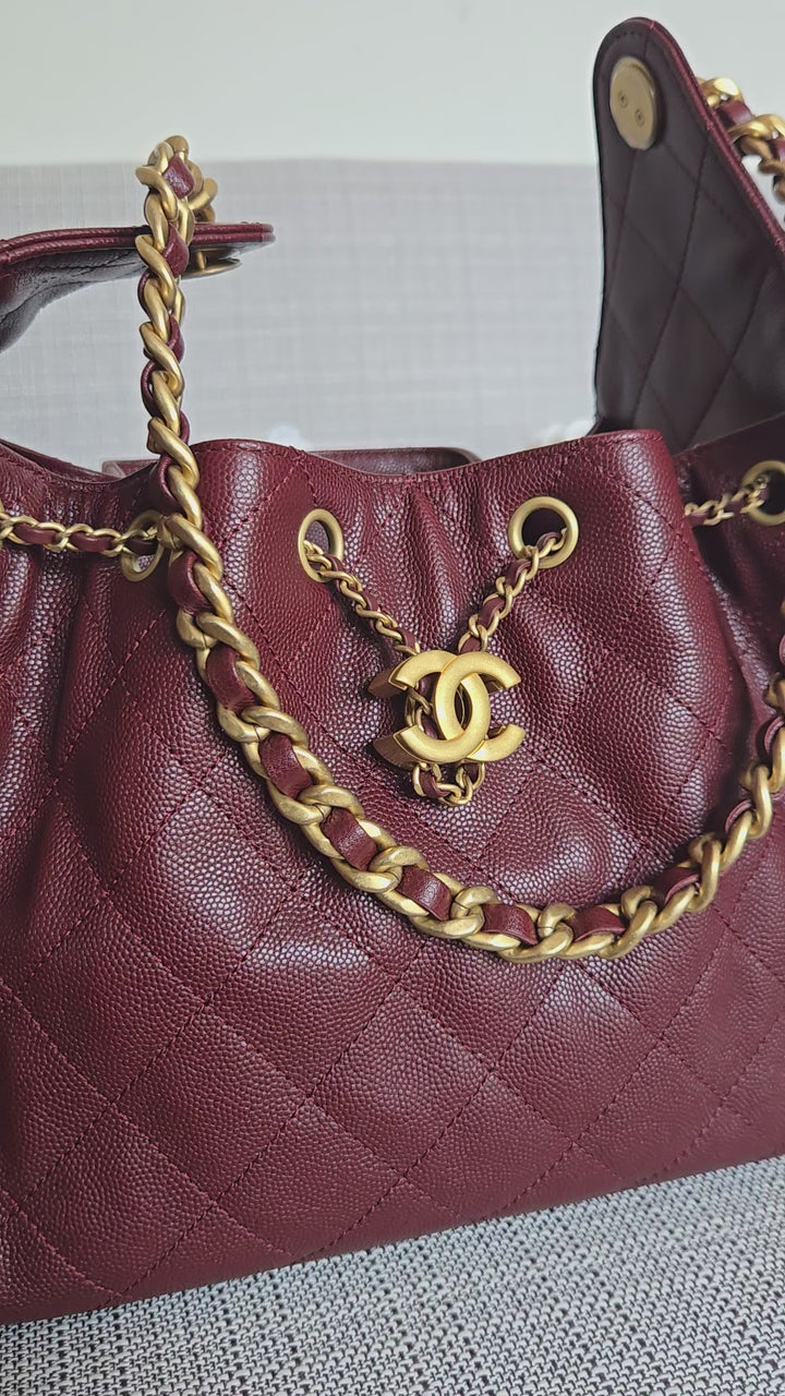 CHANEL 25 size SMALL from 25A 2025 Metiers d'art Collection BURGUNDY caviar aged GHW Hobo Bag
