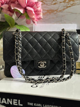 Load image into Gallery viewer, Chanel Series 18 (2014) Black caviar Silver hardware Medium ML Timeless Classic Double Flap Bag
