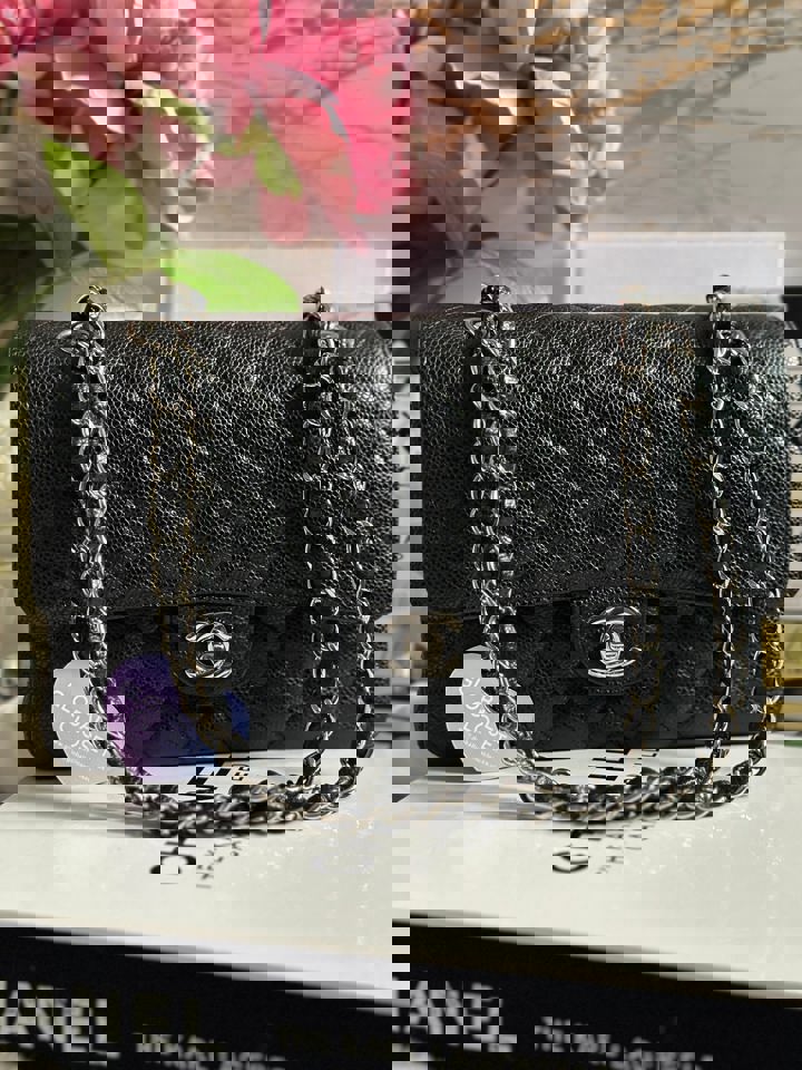 Chanel Series 18 (2014) Black caviar Silver hardware Medium ML Timeless Classic Double Flap Bag