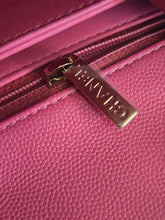 Load image into Gallery viewer, Chanel series 31 21P 2021 Pre Spring/Summer Collection Pink Caviar Coco Handle Flap Bag with Top Handle and Detachable Strap size Small
