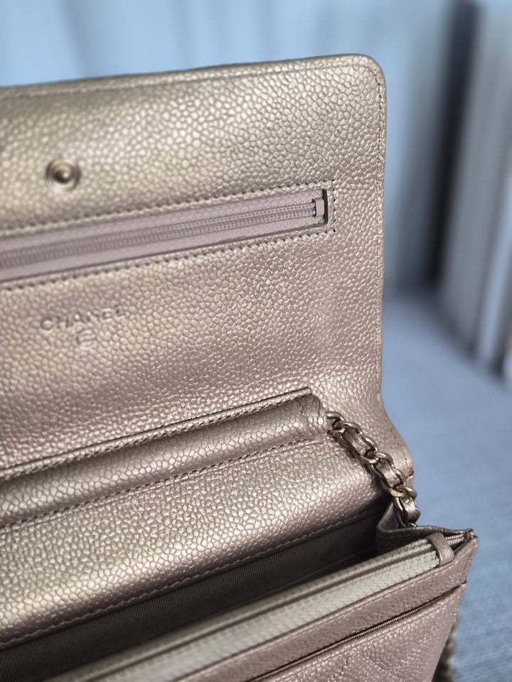 CHANEL series 20 2015 15B collection Gold Caviar Aged GHW Classic Wallet On Chain (WOC)