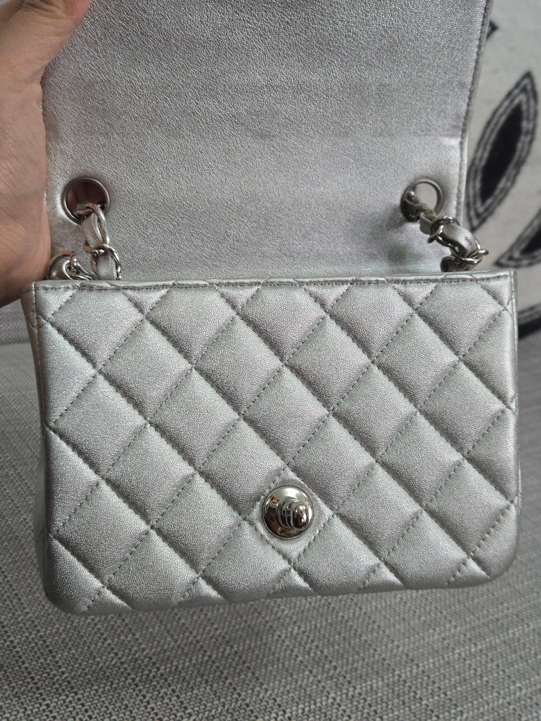 Chanel Series 31 21P 2021 Pre Spring/Summer Collection Iridescent Silver lambskin SHW Square Mini Flap Bag