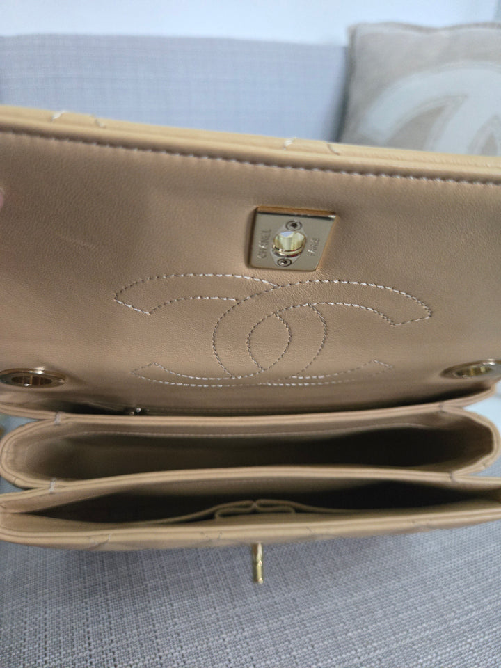 Chanel series 26 2018 Beige Lambskin Trendy CC Flap Bag with Top Handle Size Small with Champagne GHW and detachable Shoulder strap