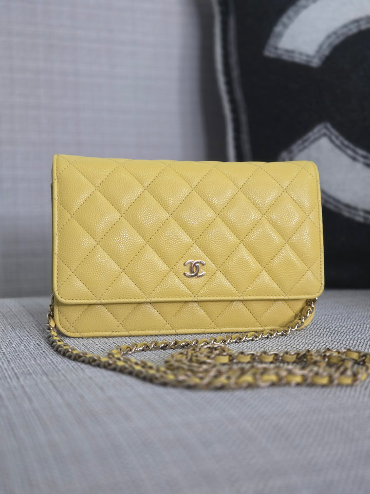 Chanel series 30 2020 Yellow Caviar LGHW Classic Wallet on chain (WOC)