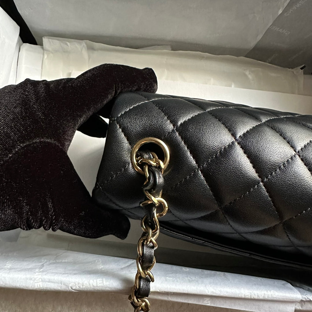 CHANEL Black Lambskin LGHW Mini Rectangular Flap Bag