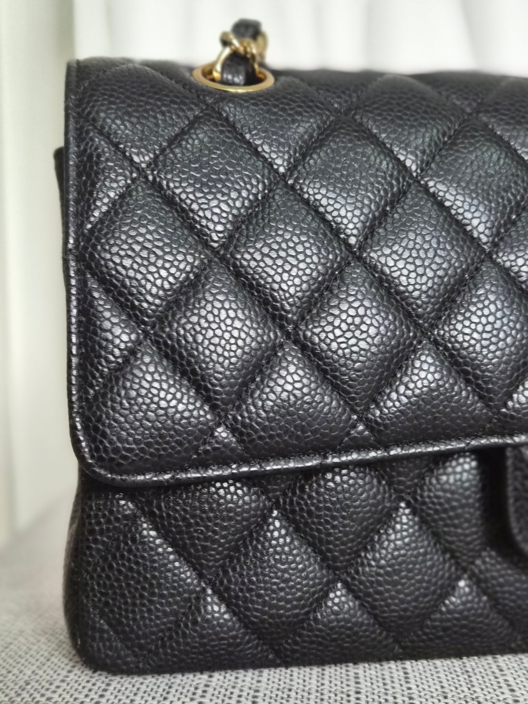 CHANEL series 19 2014 Black caviar GHW 11.12 Medium ML Timeless Classic Double Flap Bag
