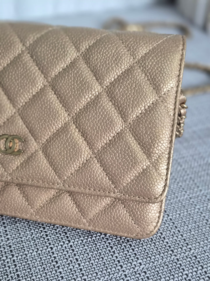 CHANEL series 20 2015 15B collection Gold Caviar Aged GHW Classic Wallet On Chain (WOC)