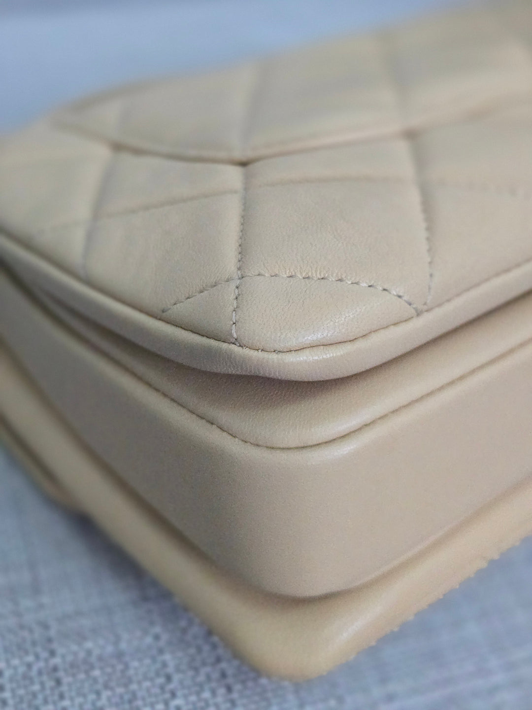 Chanel series 26 2018 Beige Lambskin Trendy CC Flap Bag with Top Handle Size Small with Champagne GHW and detachable Shoulder strap