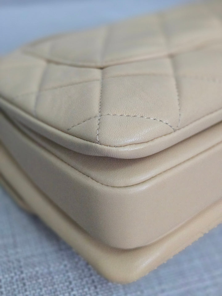 Chanel series 26 2018 Beige Lambskin Trendy CC Flap Bag with Top Handle Size Small with Champagne GHW and detachable Shoulder strap