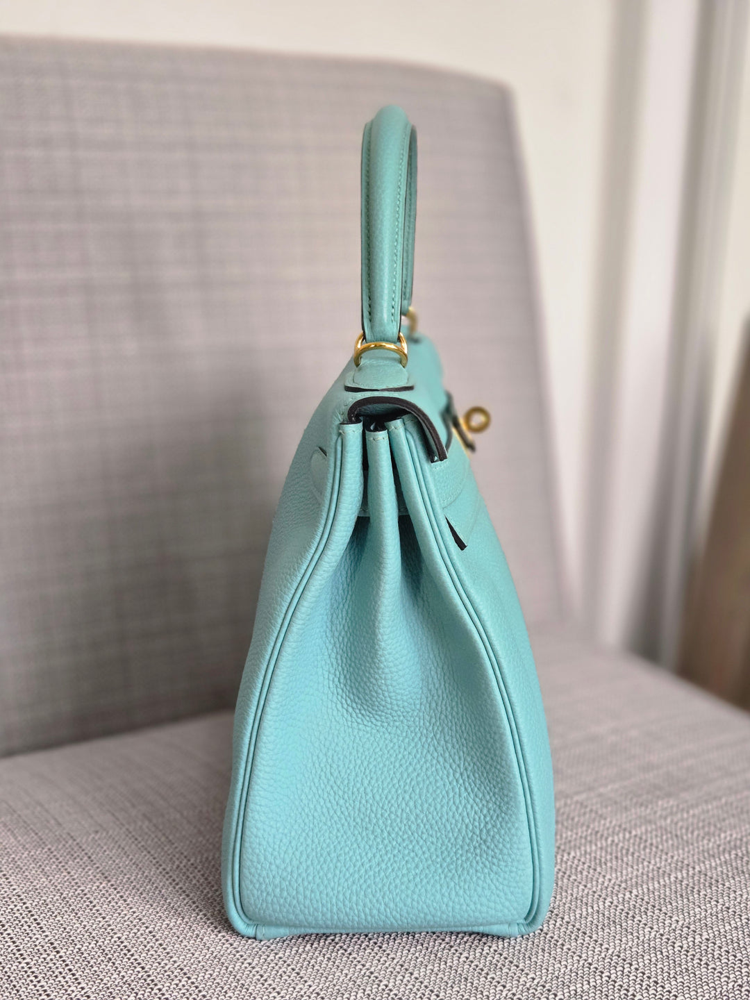 Hermes Kelly 28 in Bleu Atoll Togo Leather GHW